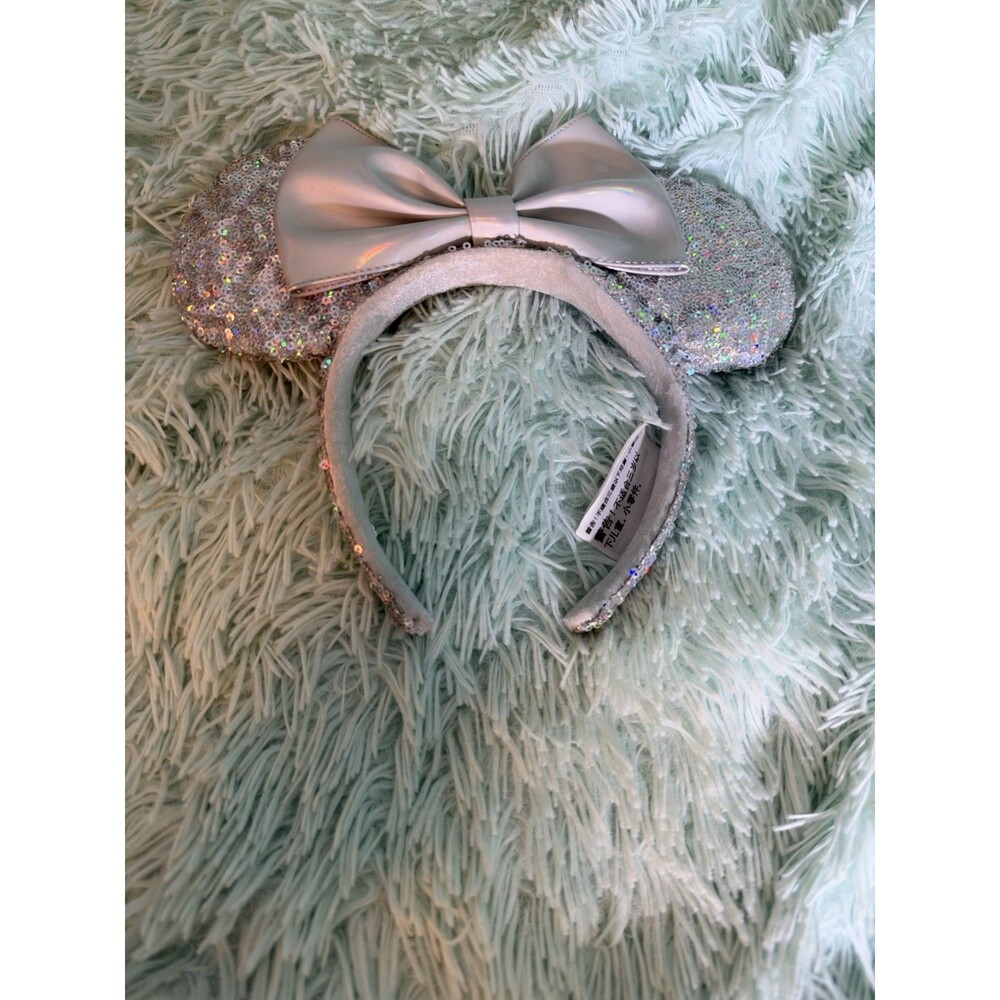 Disney Parks Resort Magic Mirror 2022 Minnie Ears Cinderella Silver Headband